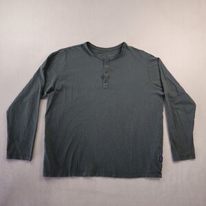 Men's Gray Patagonia Long Sleeve Shirt Size L